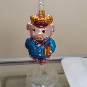 Поросенок желтый